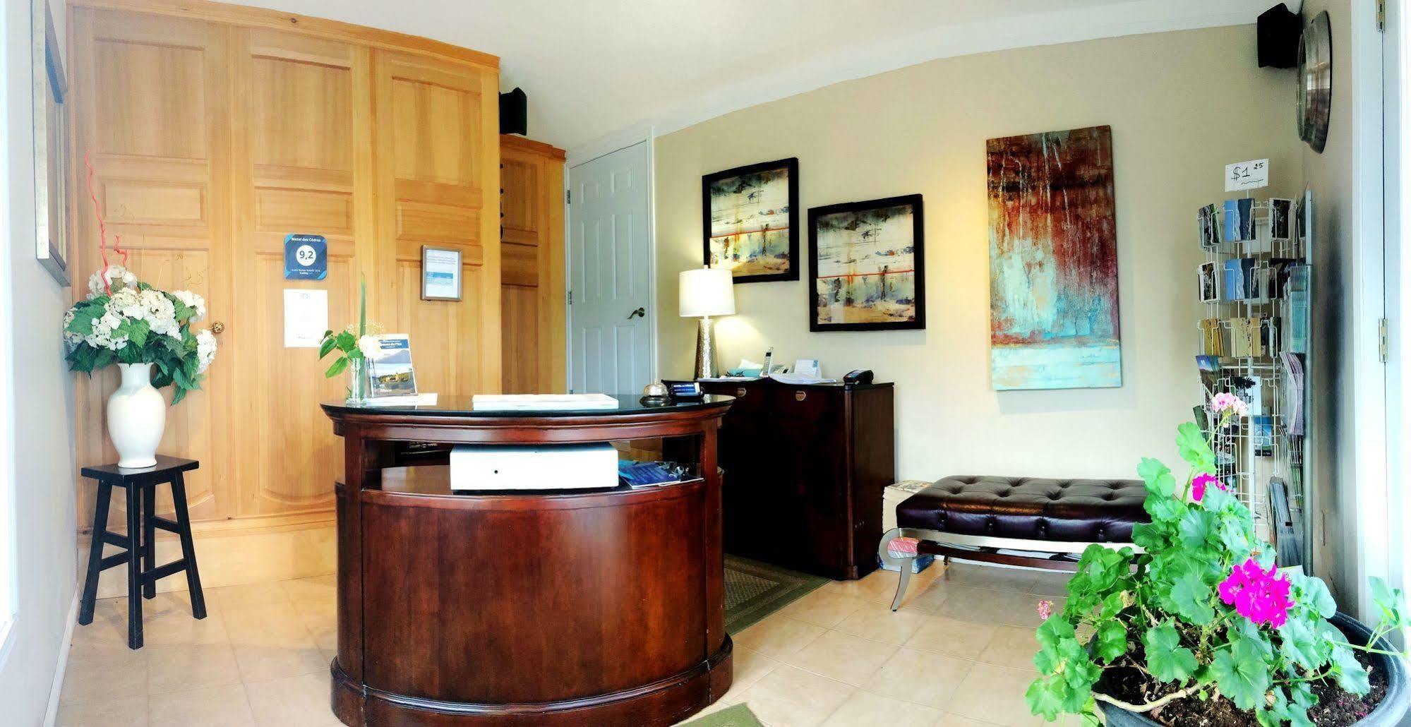 Motel Des Cedres Sherbrooke Buitenkant foto